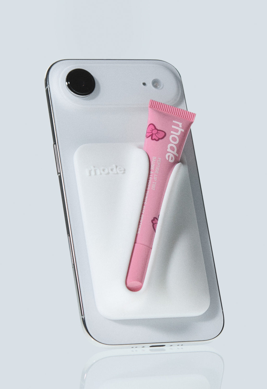 R h o d e | snap-on lip case | White