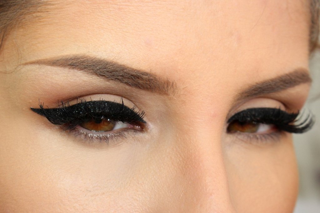 Adhesive Eyeliner | CLASSIC Collection | 6 pairs