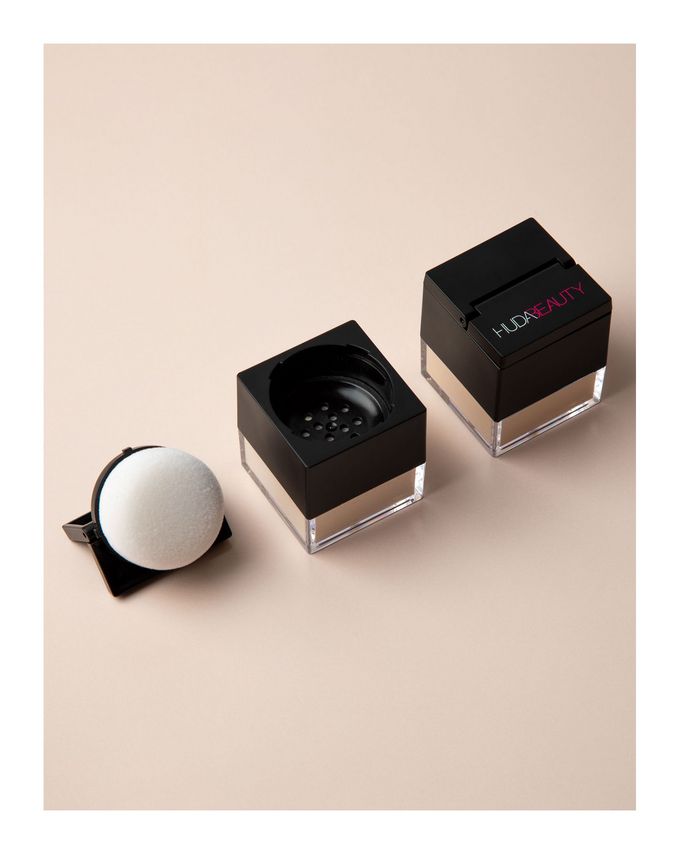 Huda Beauty | Baby Bake Loose Powder | Baby Pound Cake